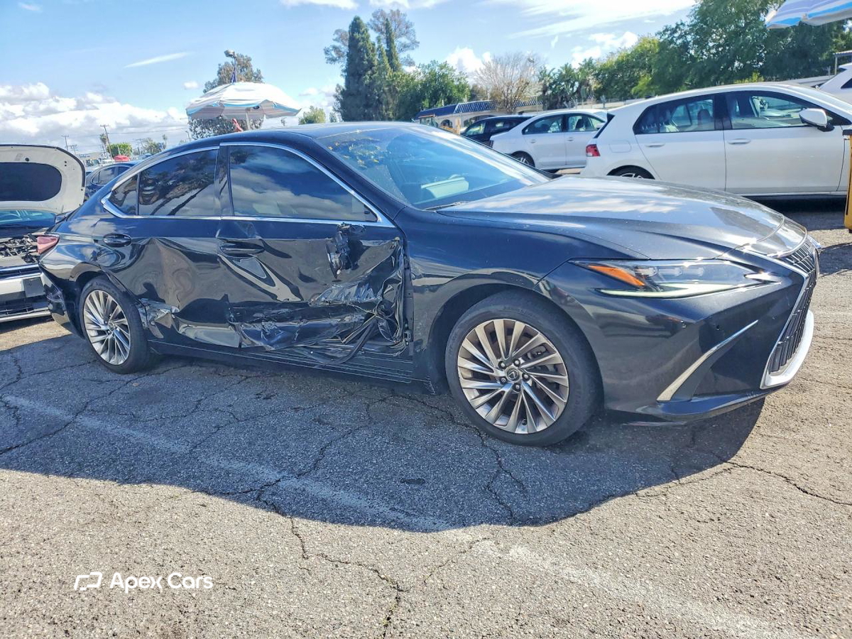 Lexus ES 2023
