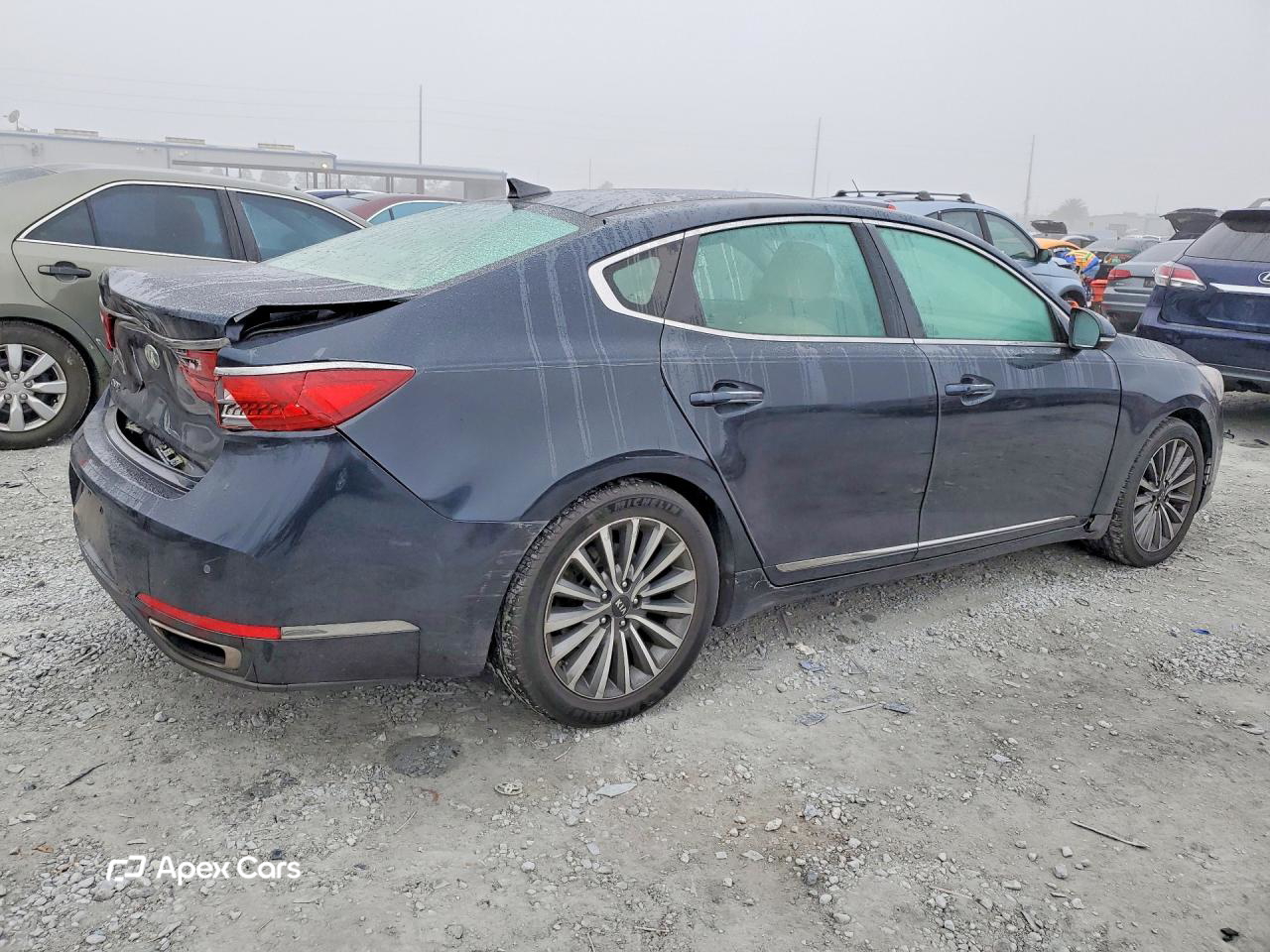 Kia Cadenza 2017