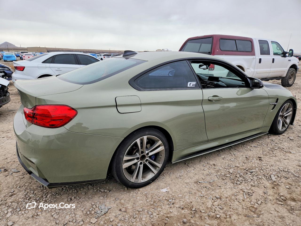 BMW M4 2015