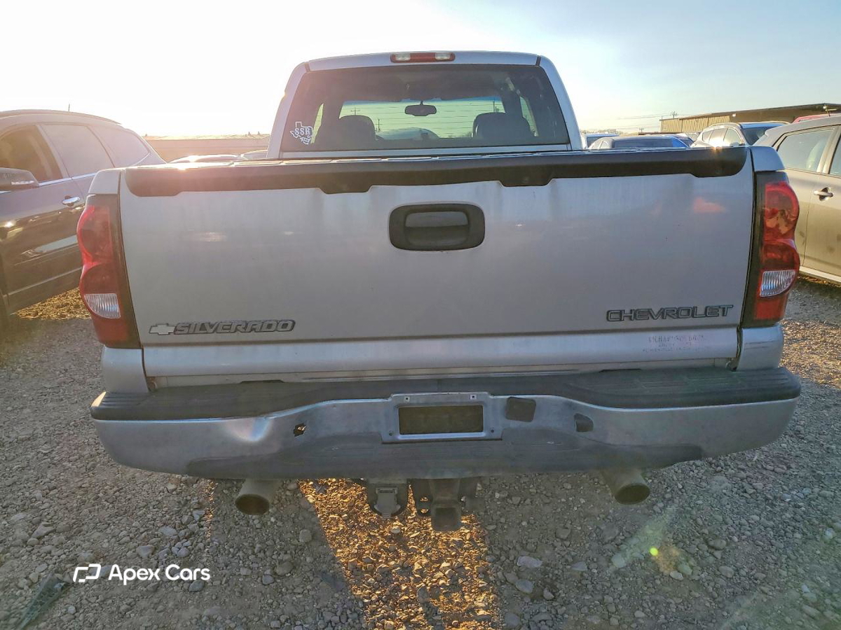 Chevrolet Silverado 2004
