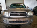 Toyota Sequoia 2004