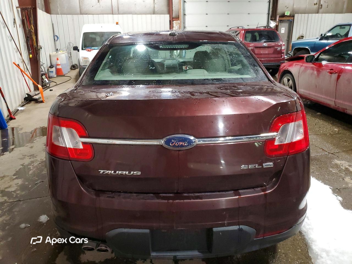 Ford Taurus 2010
