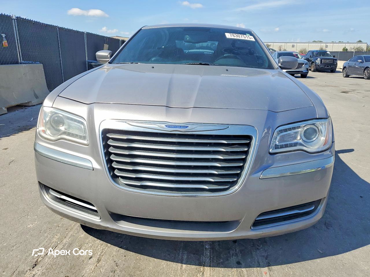 Chrysler 300 2014