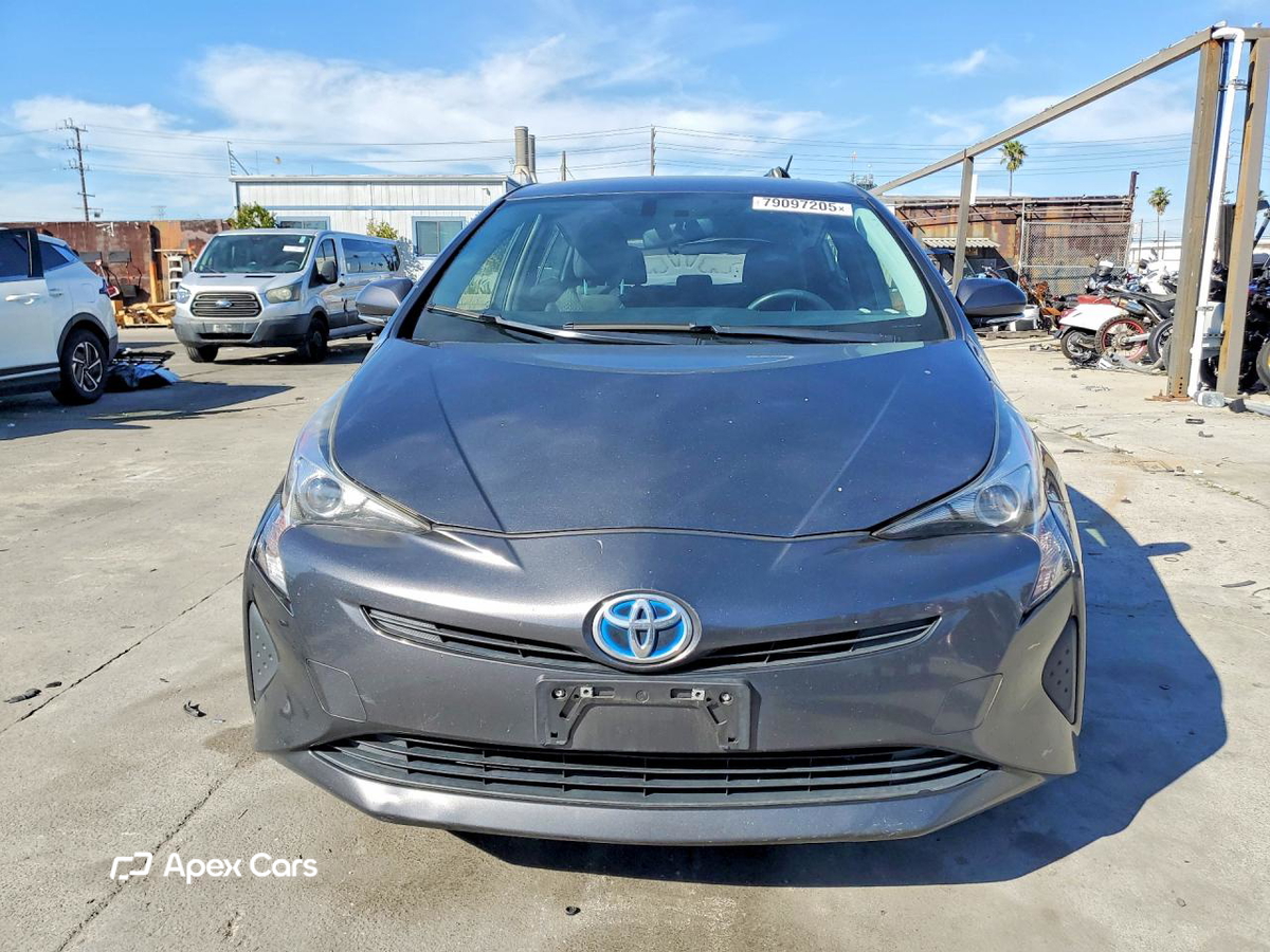 Toyota Prius 2016