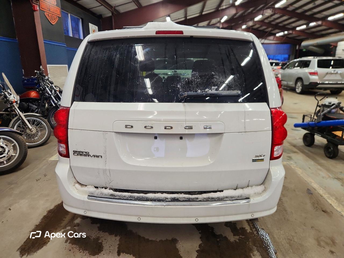 Dodge Caravan 2016