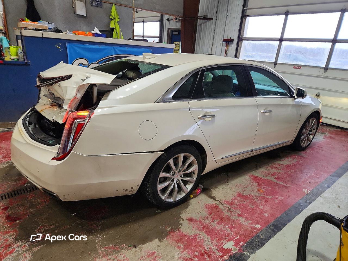 Cadillac XTS 2015