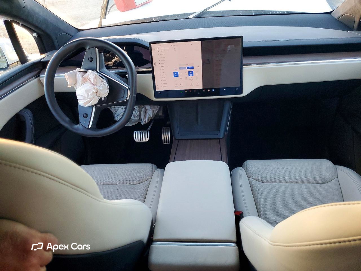 Tesla Model X 2023