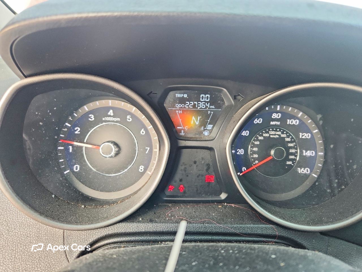 Hyundai Elantra 2013