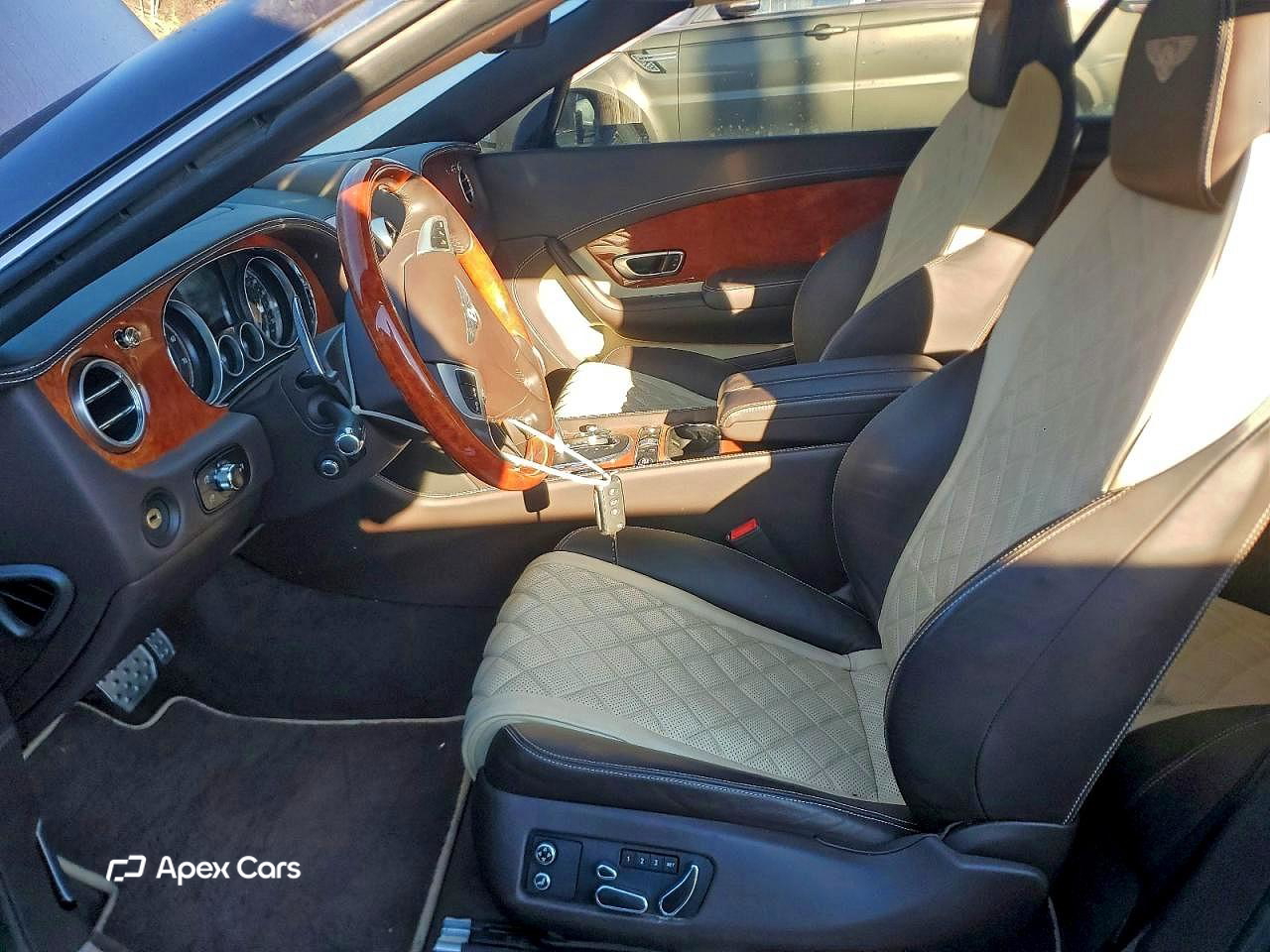 Bentley Continental 2016
