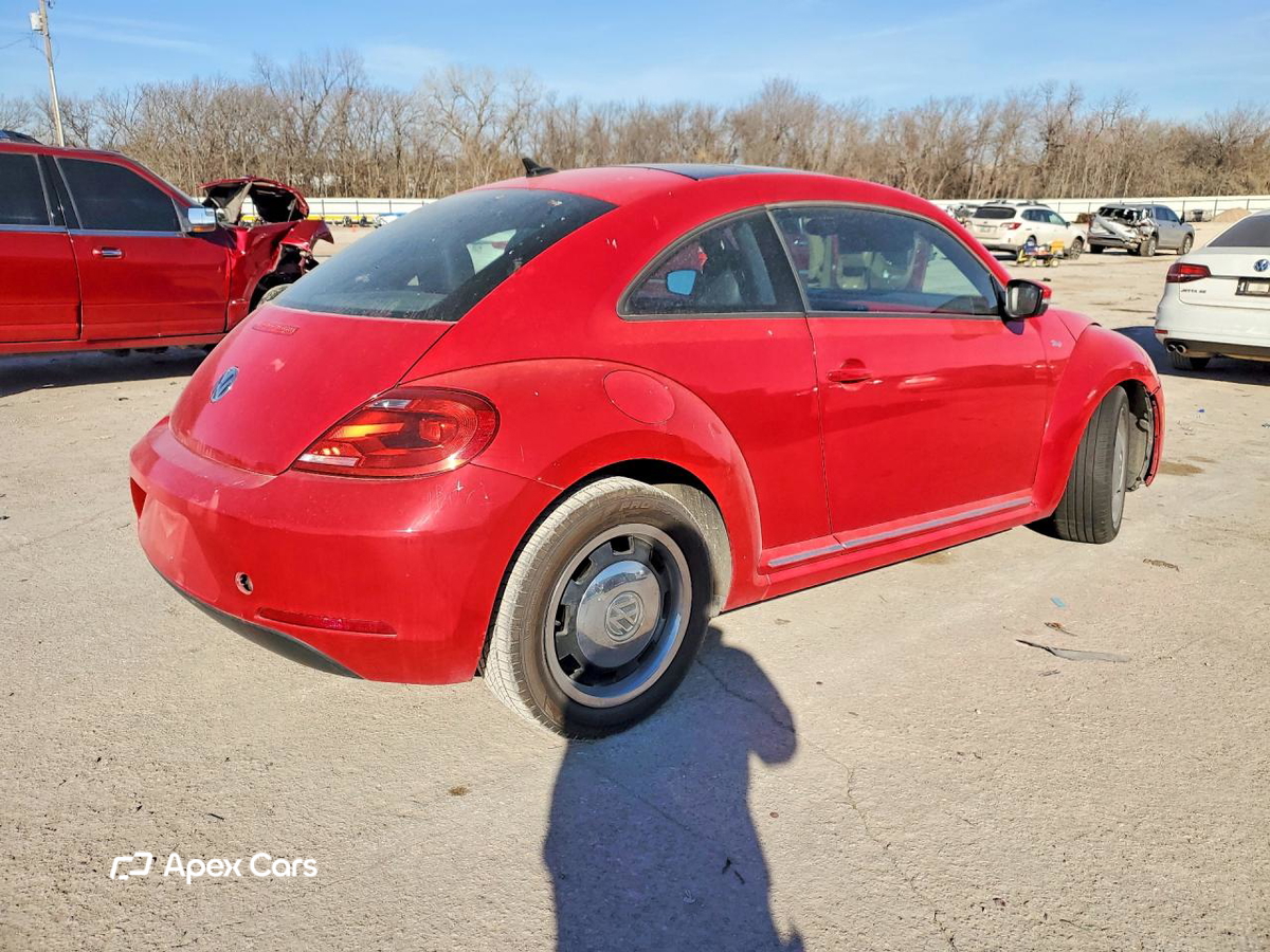 Volkswagen Beetle 2013