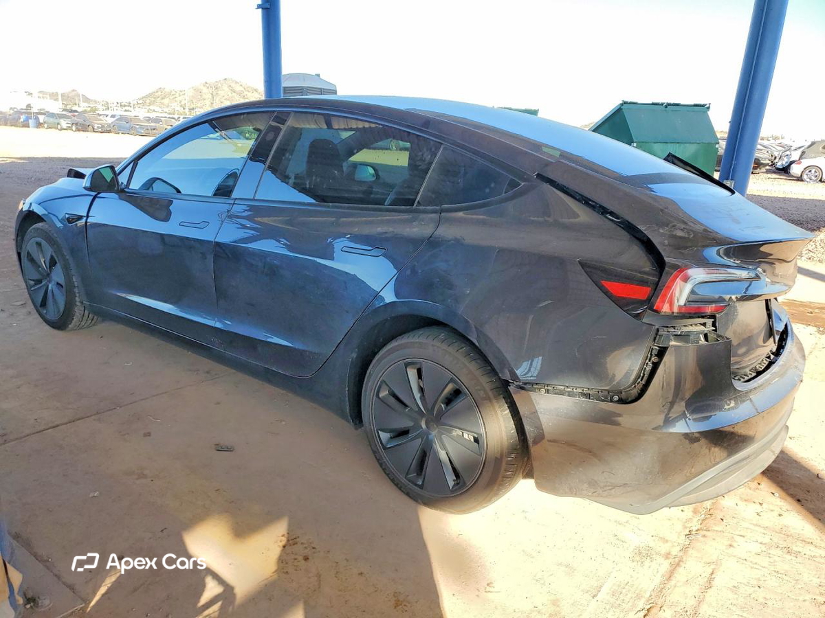 Tesla Model 3 2025