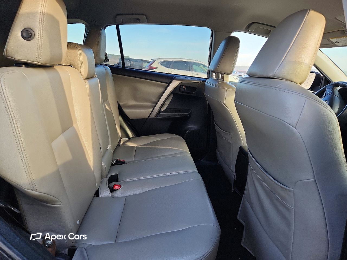 Toyota RAV 4 2014