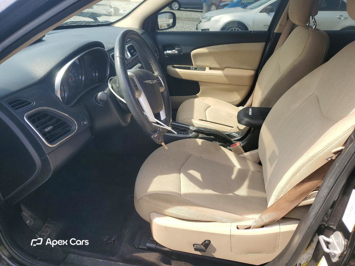 Chrysler 200 2013