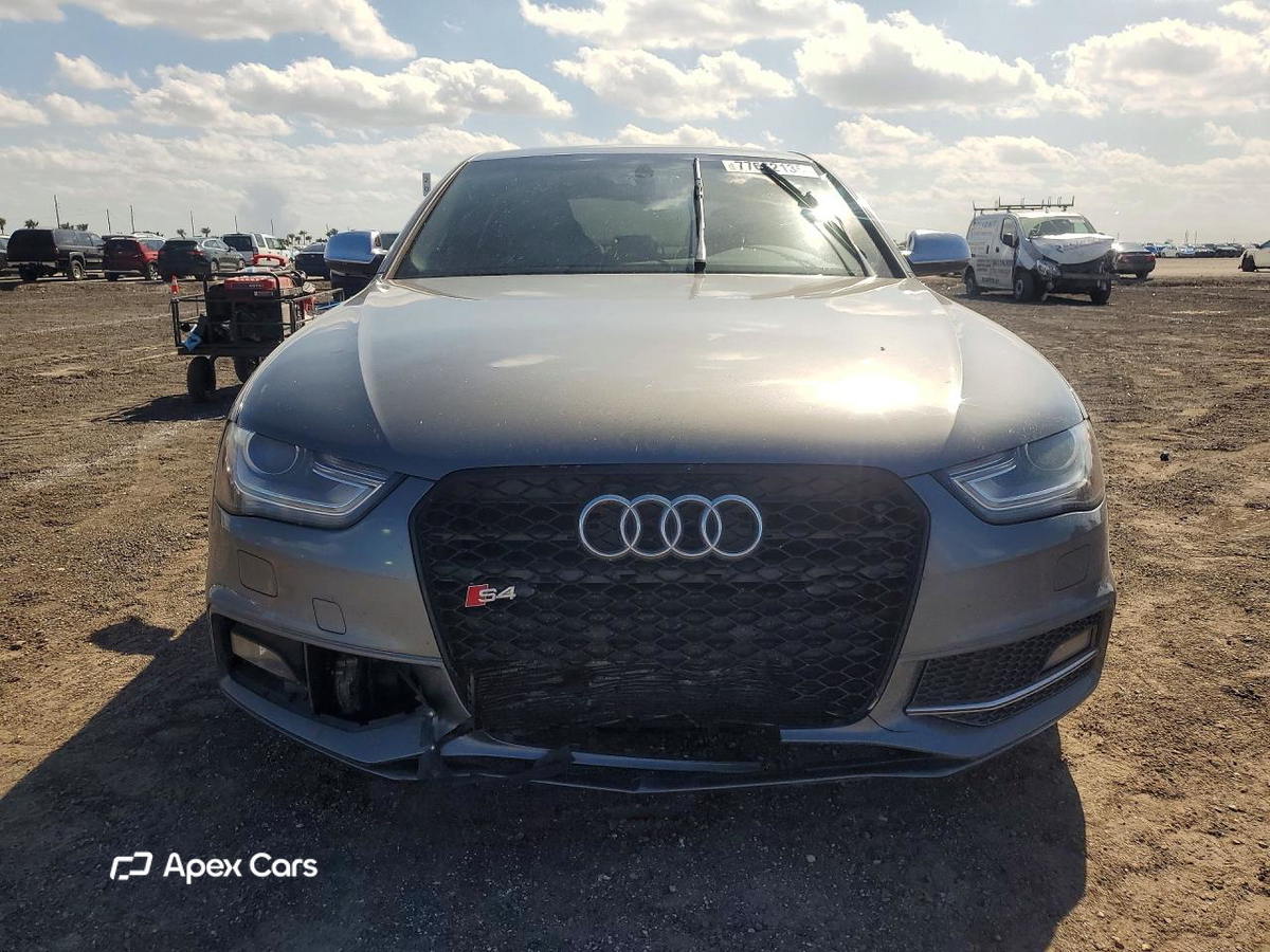 Audi RS4 2015