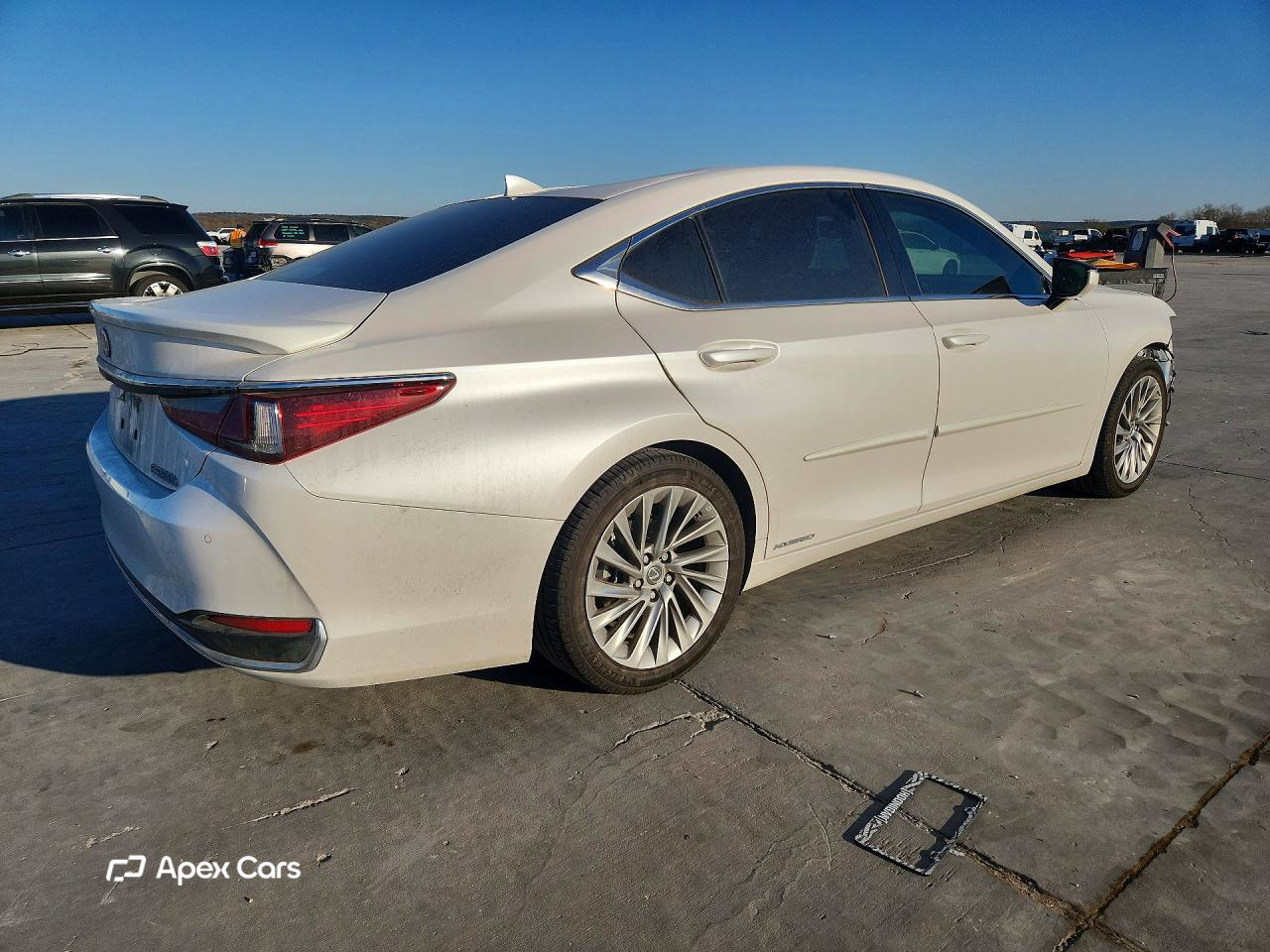 Lexus ES 2022