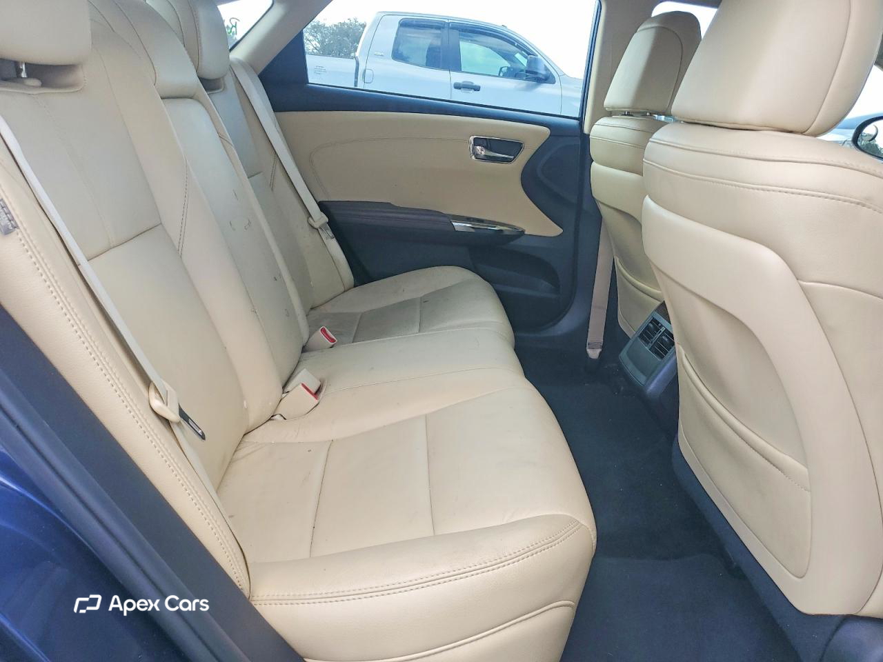 Toyota Avalon 2015