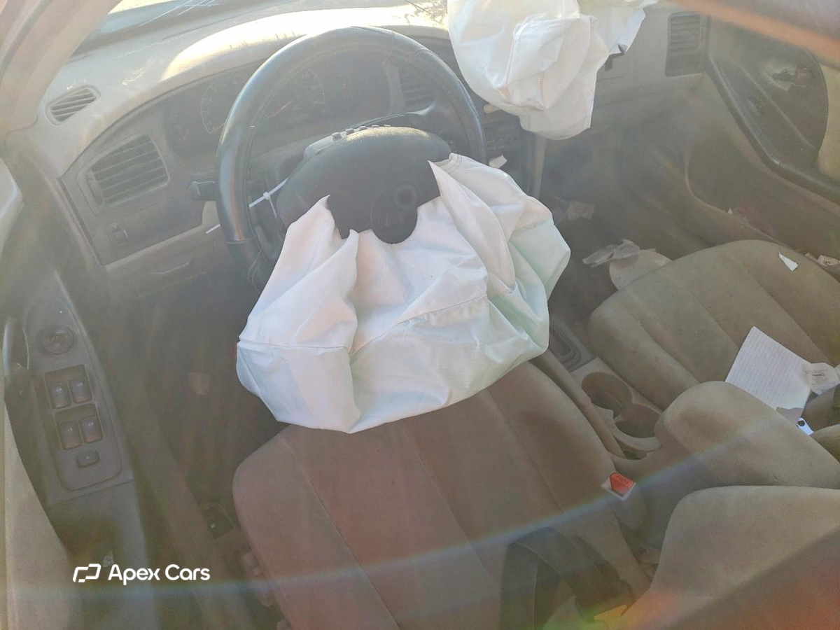 Hyundai Elantra 2002