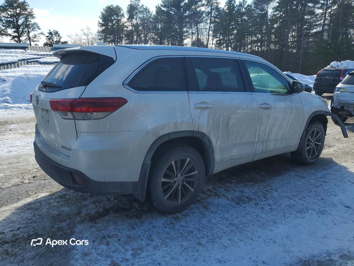 Toyota Highlander 2018