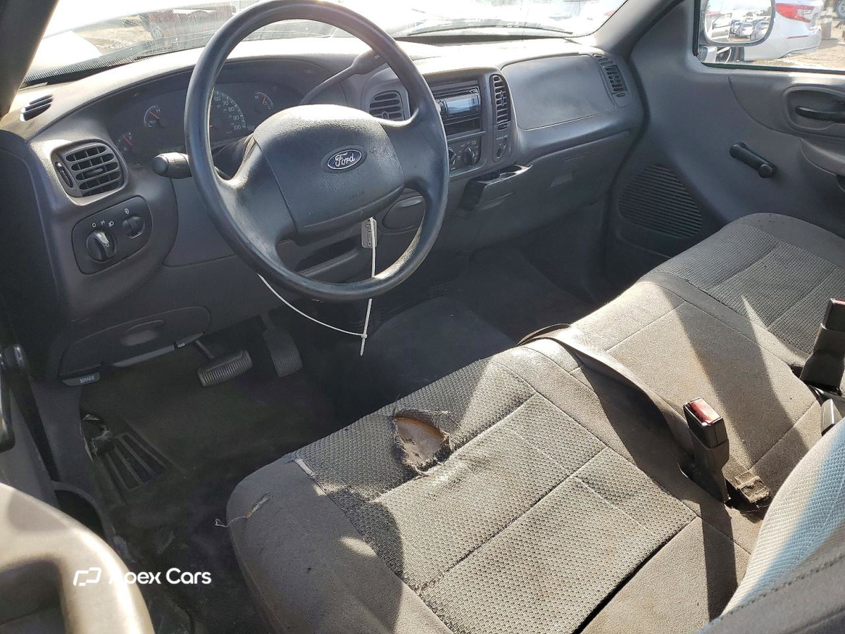 Ford F-150 2004