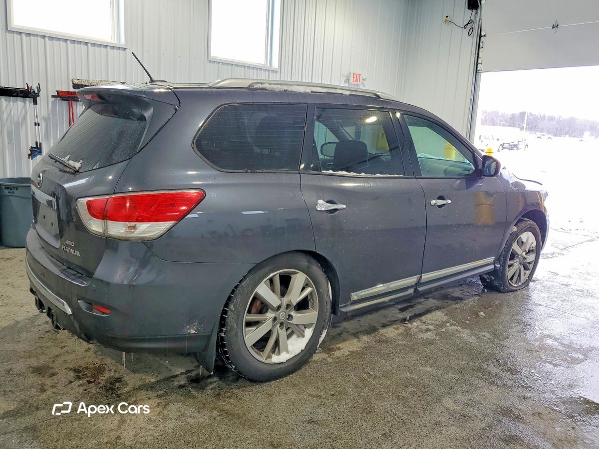 Nissan Pathfinder 2013