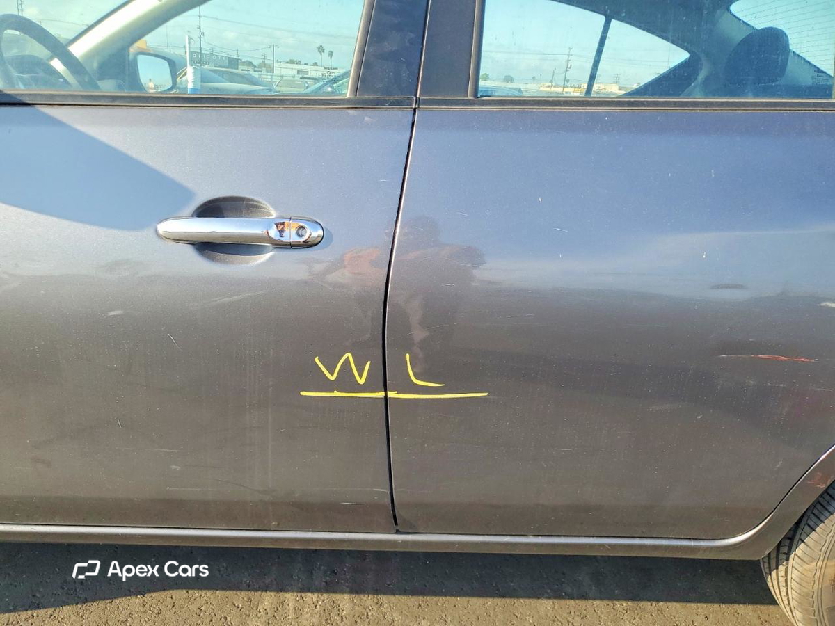 Nissan Versa 2019