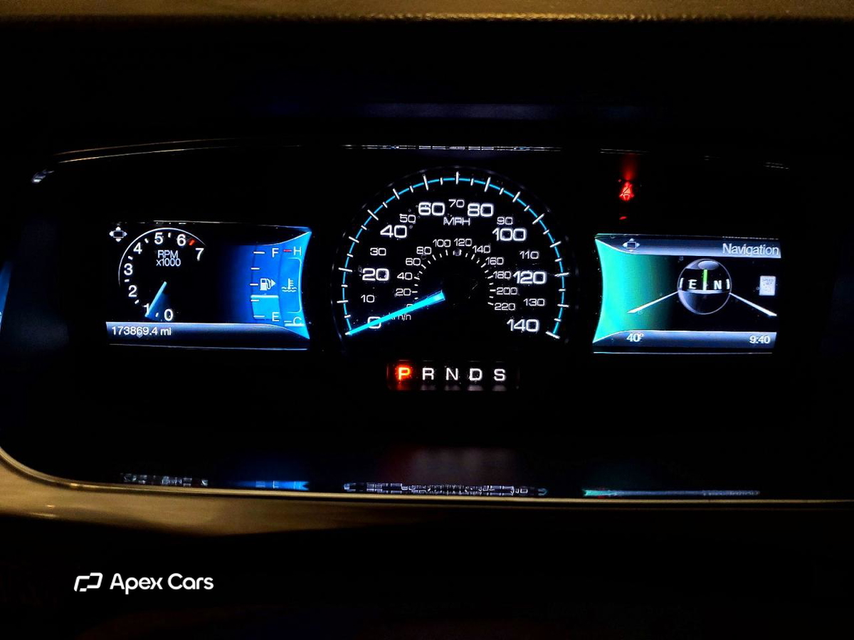 Ford Taurus 2014