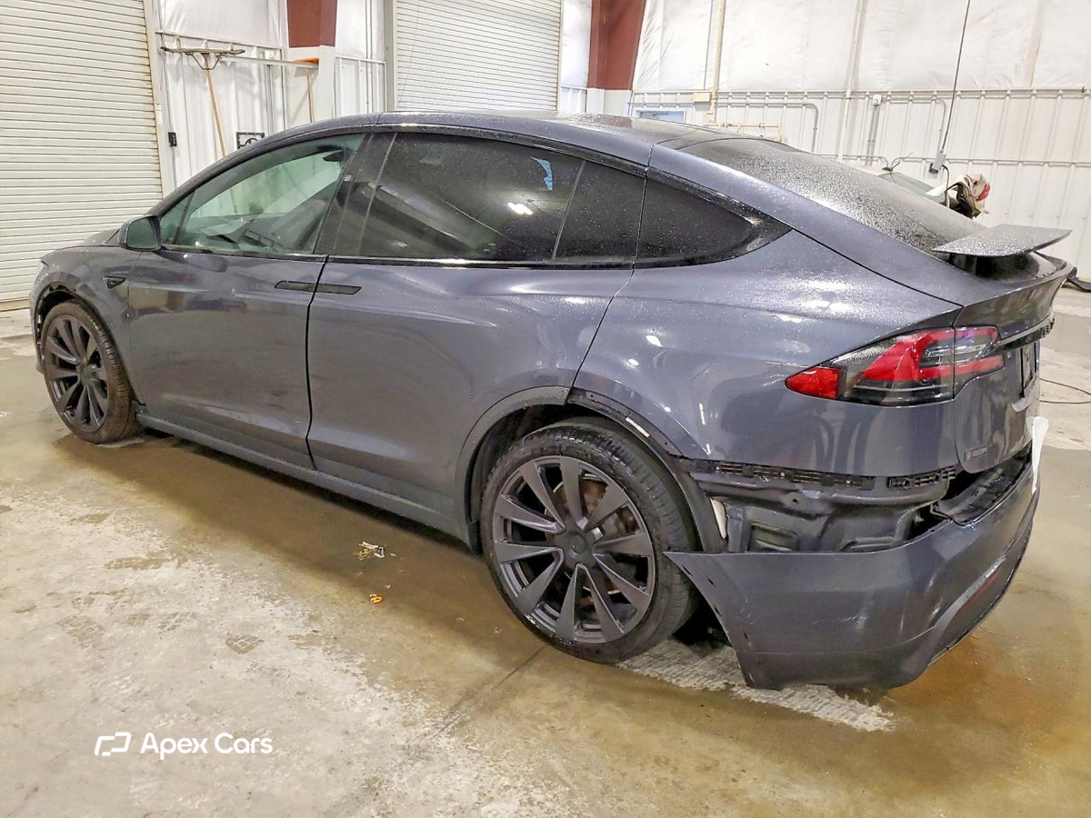 Tesla Model X 2022