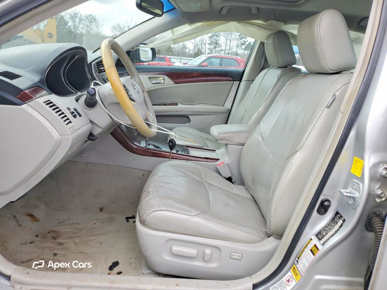 Toyota Avalon 2011