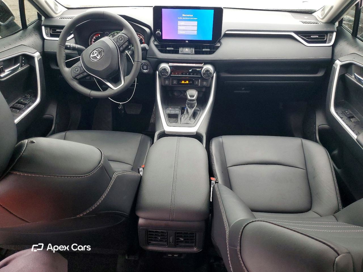 Toyota RAV 4 2025