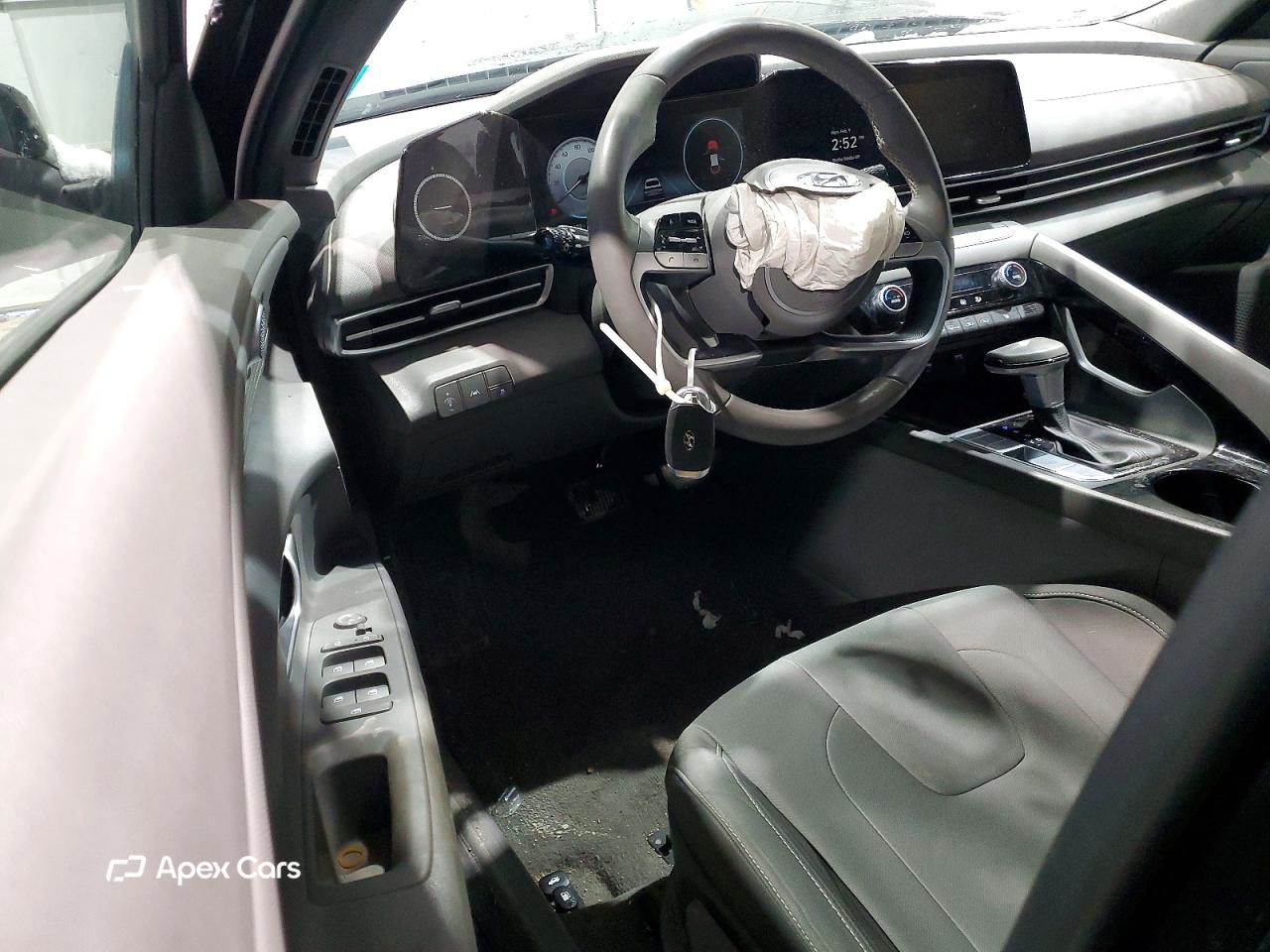 Hyundai Elantra 2023