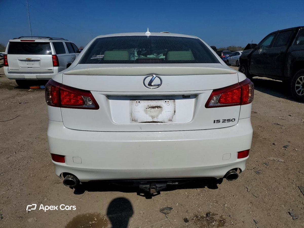 Lexus IS 2012
