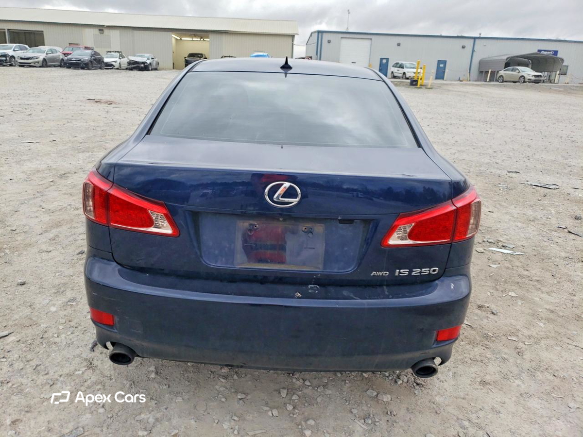 Lexus IS 2011