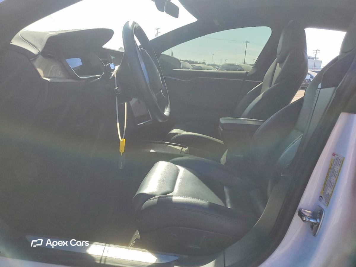 Tesla Model S 2019
