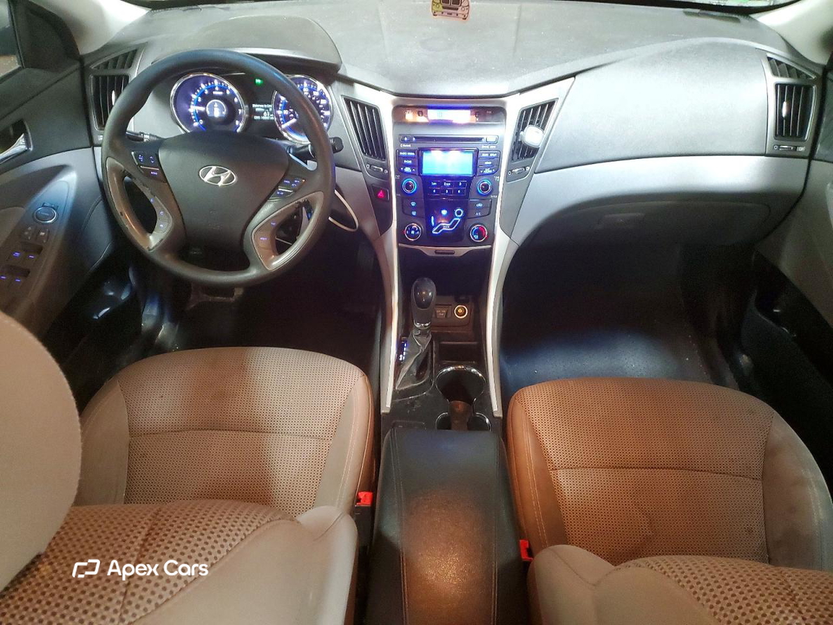 Hyundai Sonata 2013