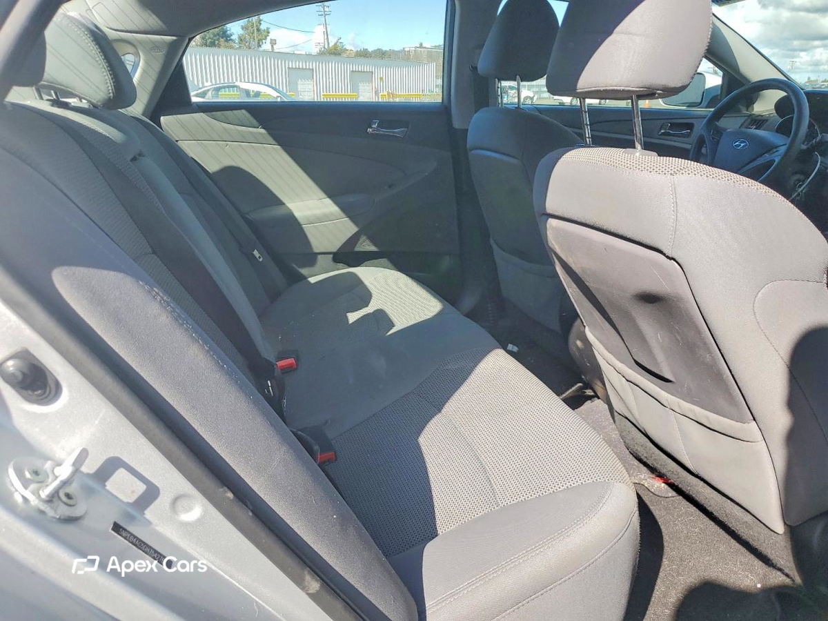 Hyundai Sonata 2013