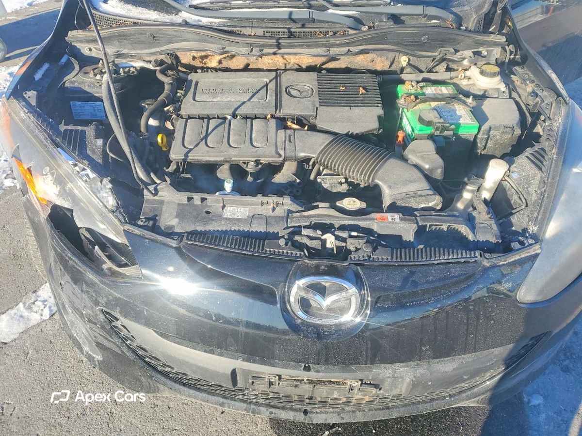 Mazda 2 2012