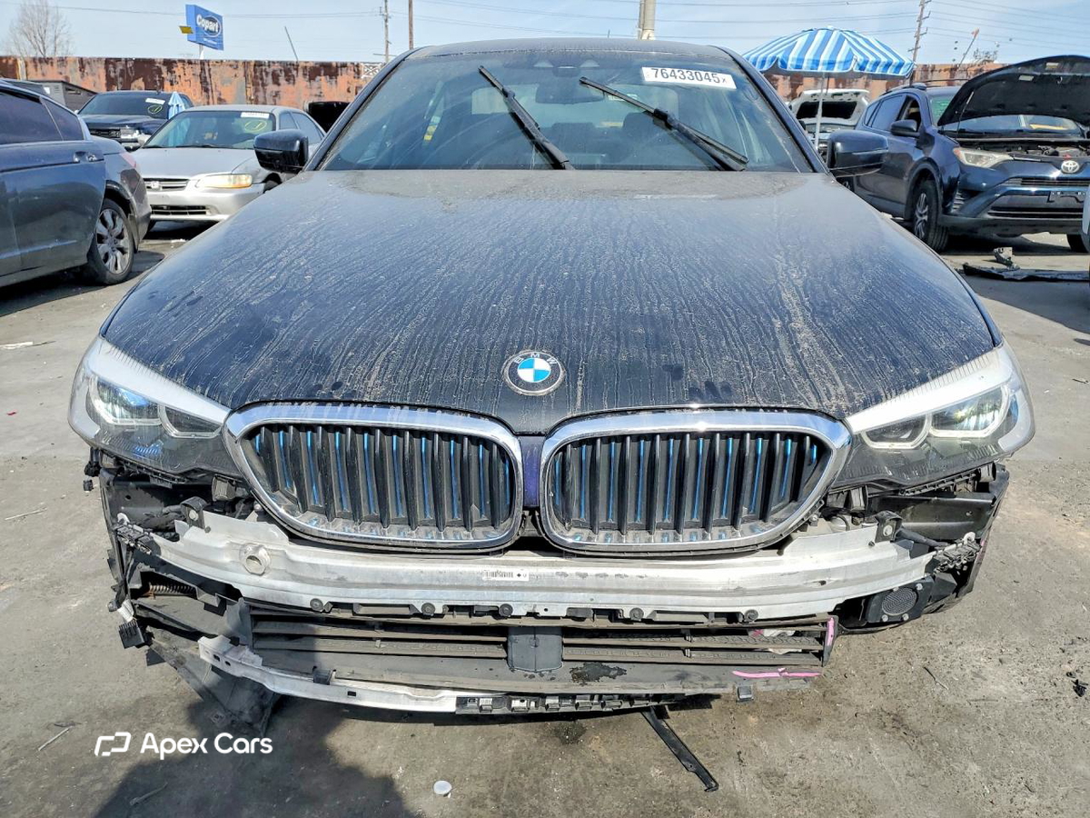 BMW Series 5 2019