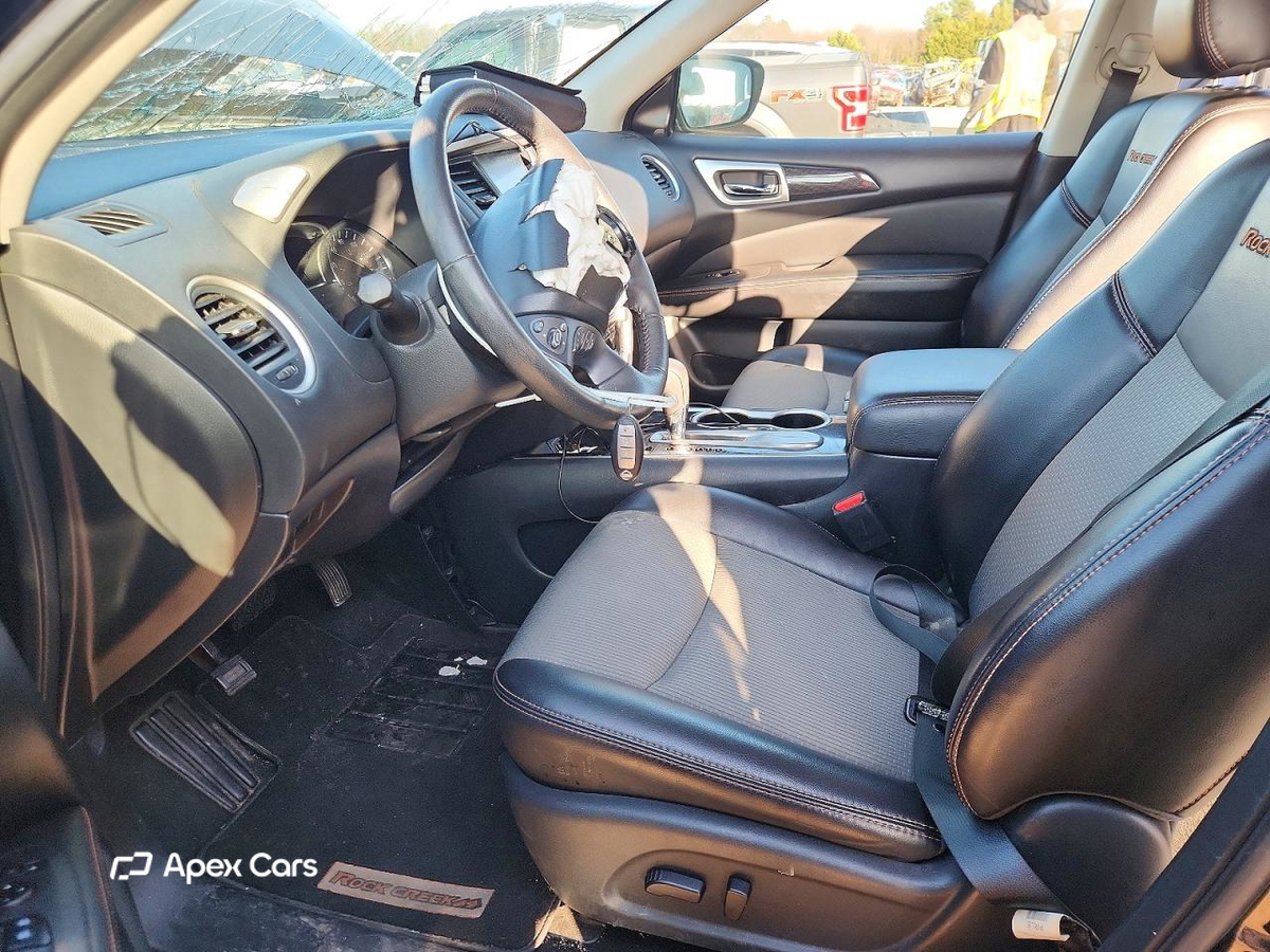 Nissan Pathfinder 2019