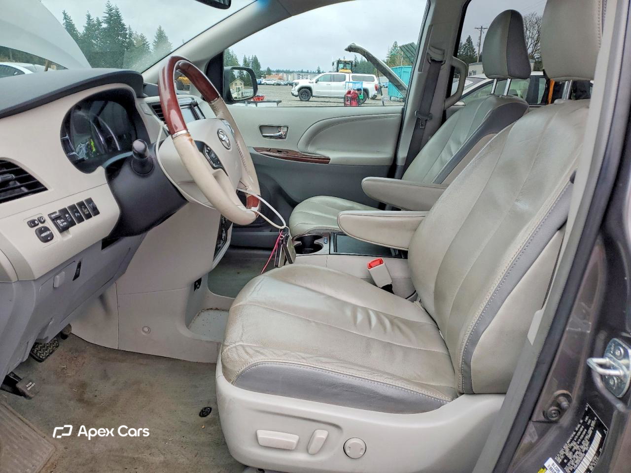 Toyota Sienna 2014