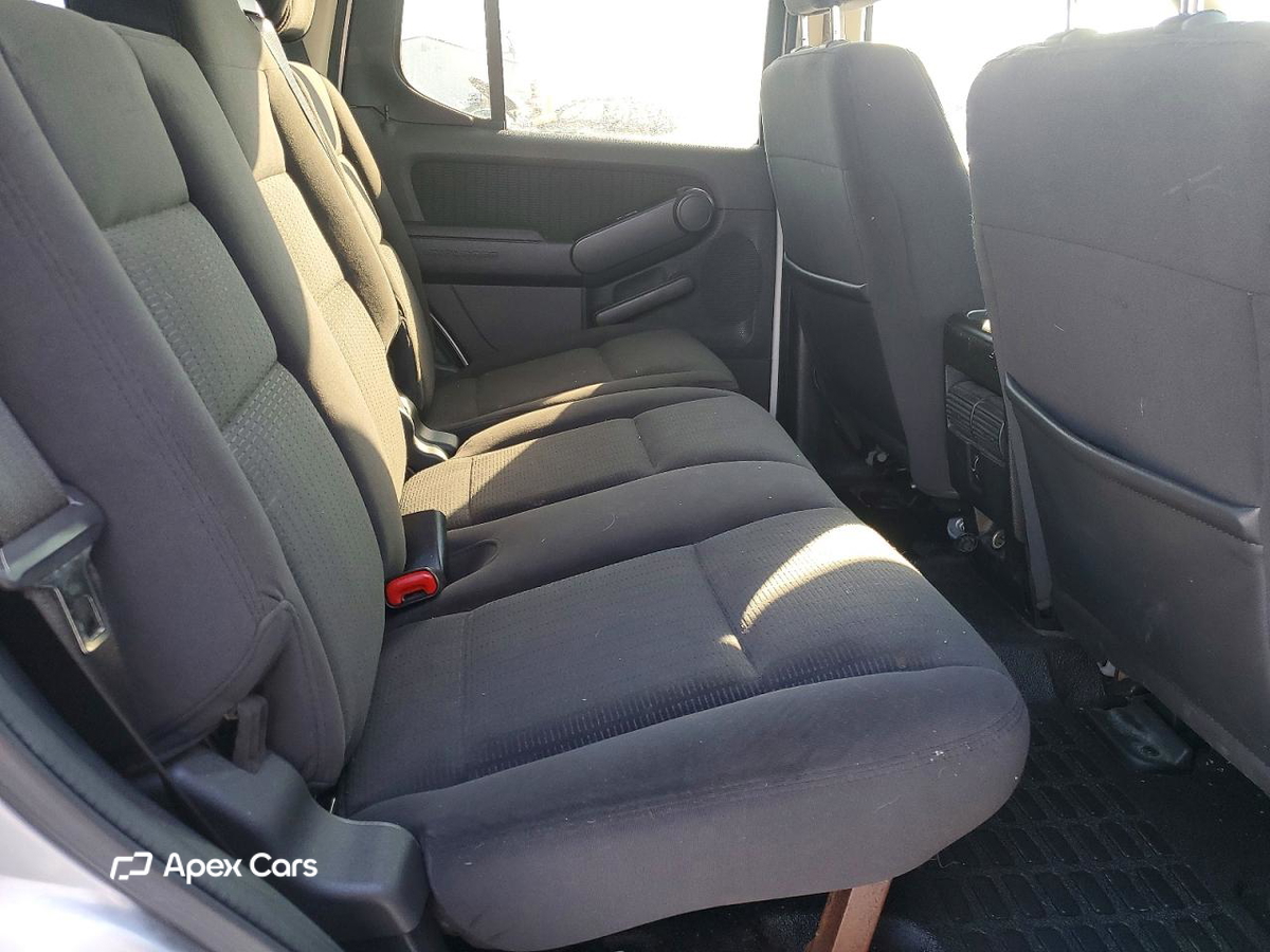 Ford Explorer 2010