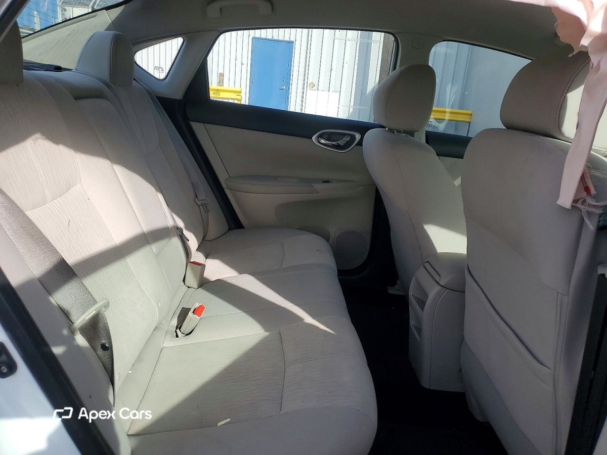 Nissan Sentra 2015