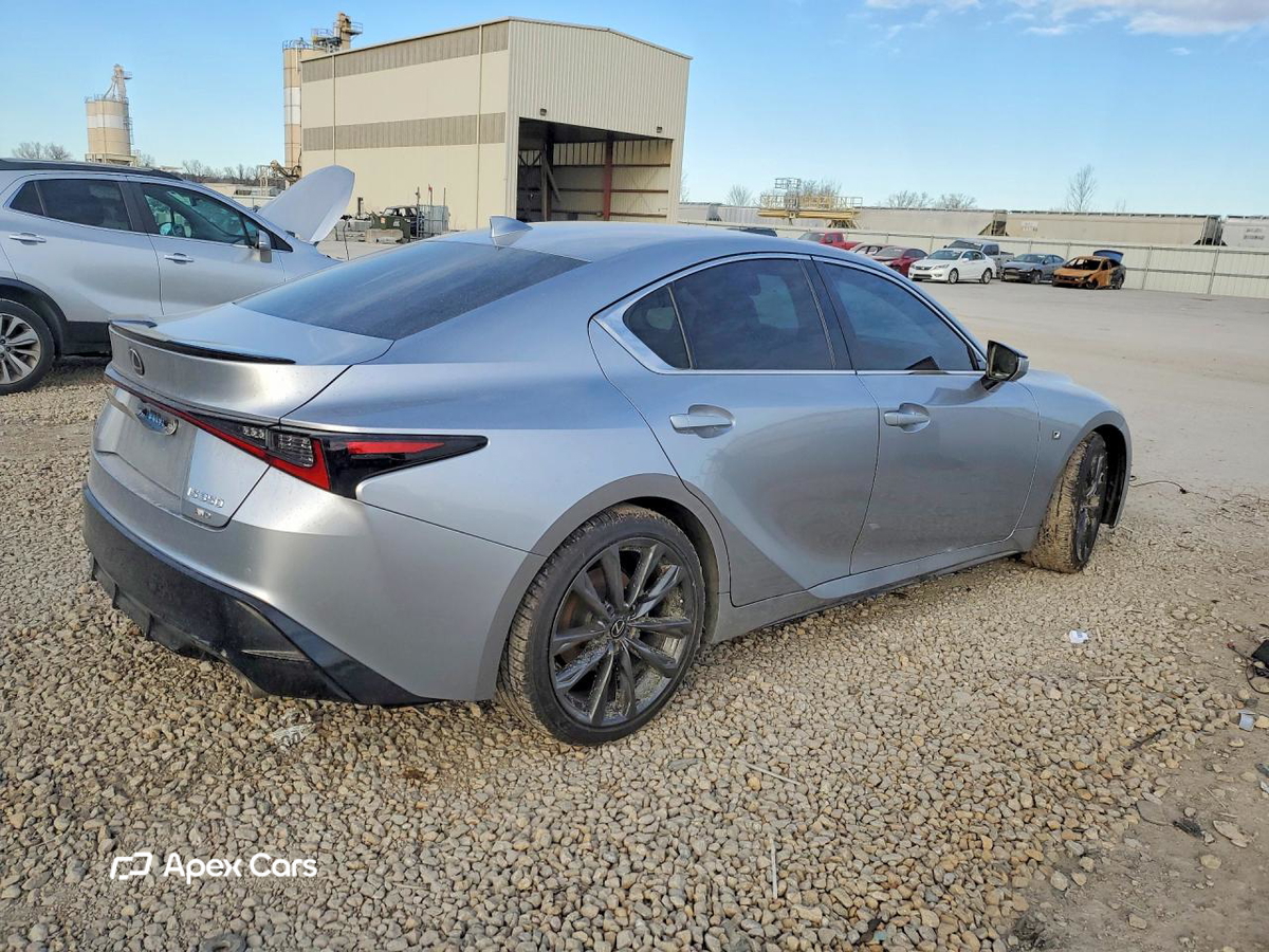 Lexus IS 2021