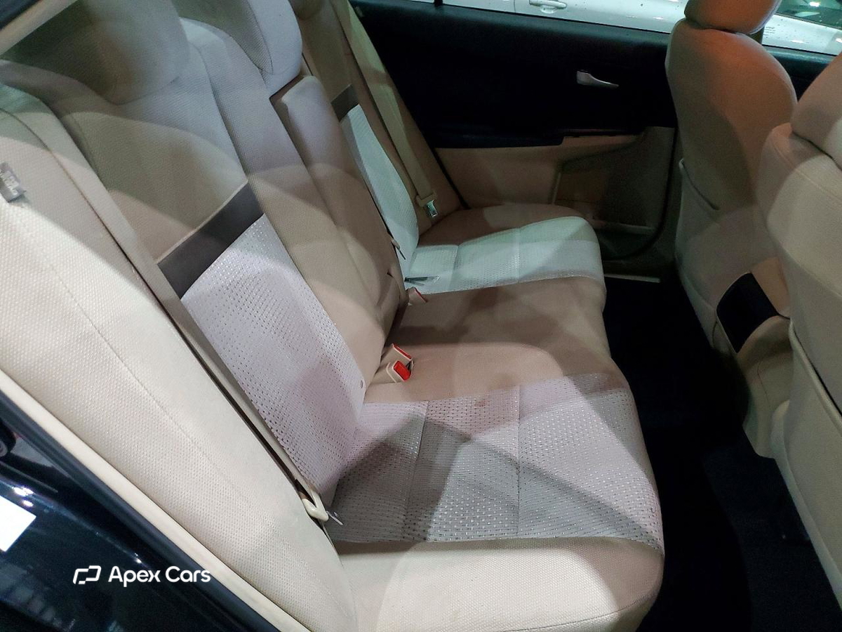 Toyota Camry 2012