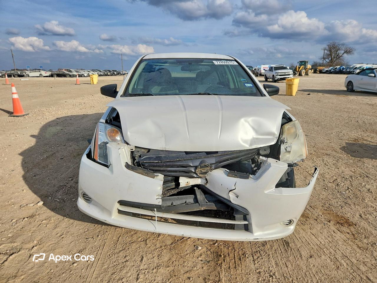 Nissan Sentra 2012