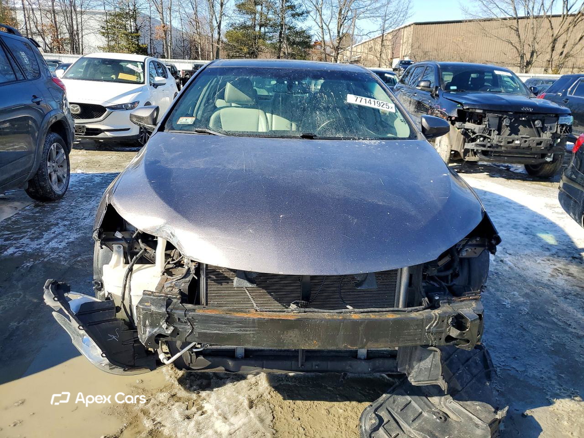 Toyota Camry 2017