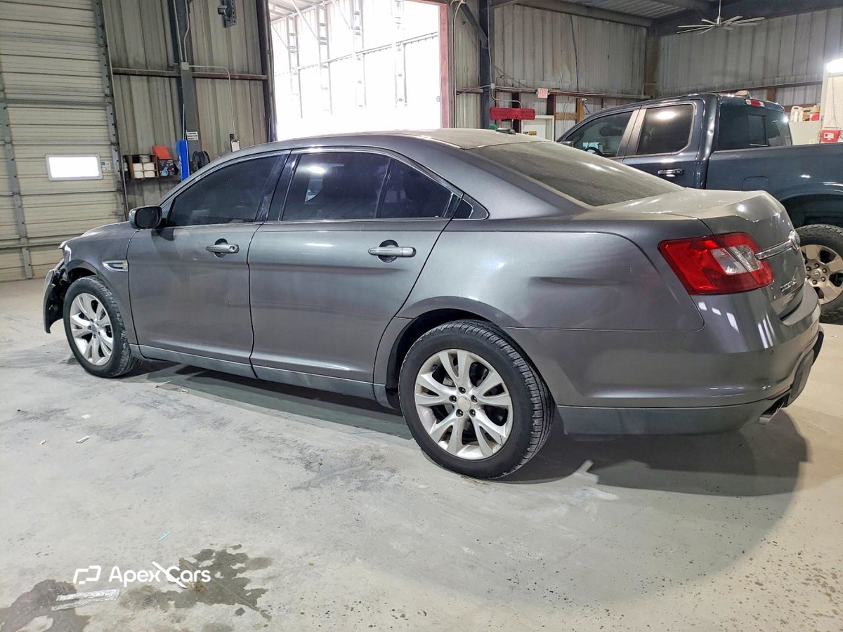 Ford Taurus 2011