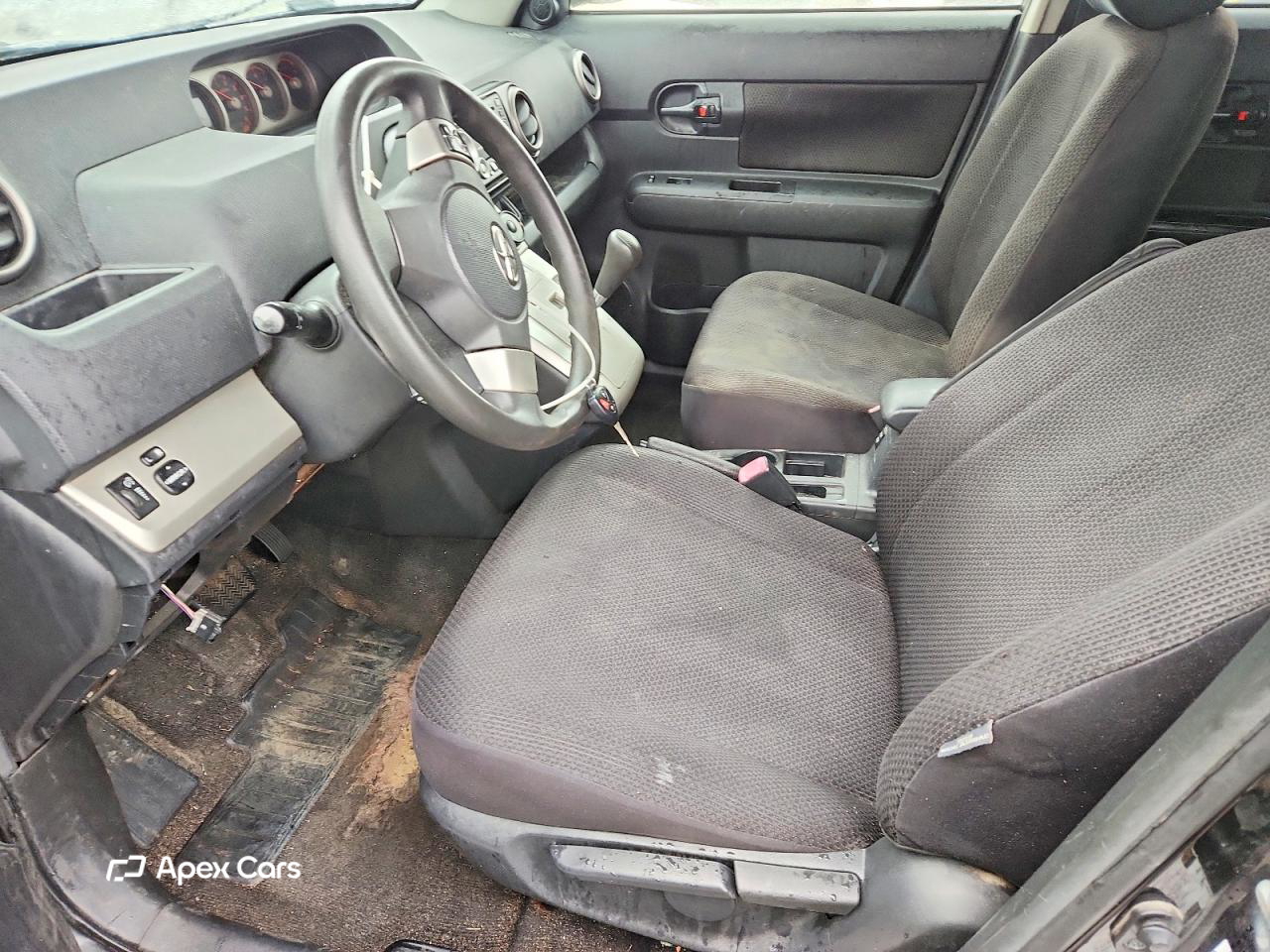 Toyota  2010