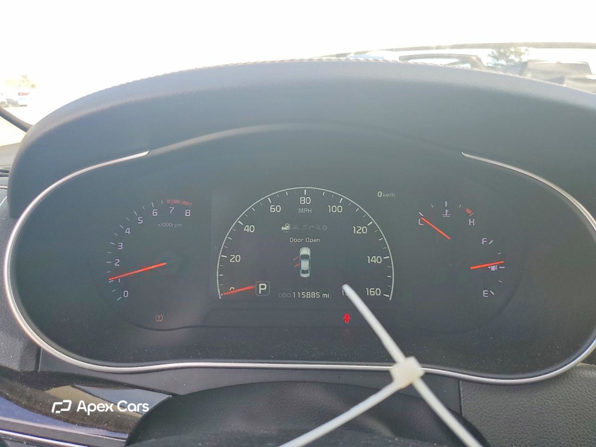 Kia Cadenza 2015
