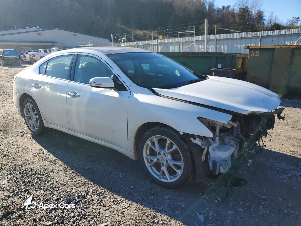 Nissan Maxima 2013