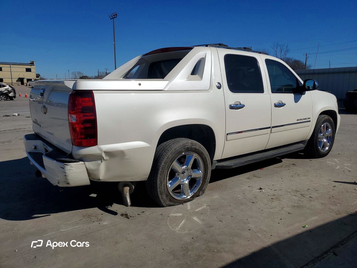 Chevrolet Avalanche 2013